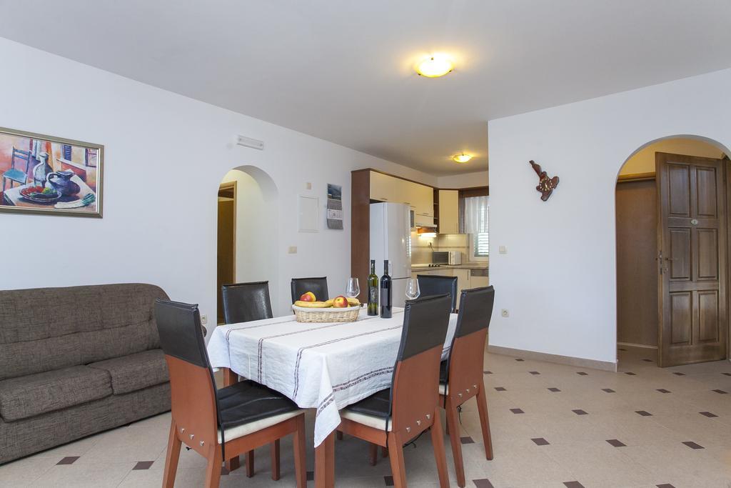 Apartments Villa Maris Lumbarda Rom bilde