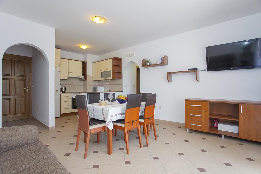 Apartments Villa Maris Lumbarda Rom bilde