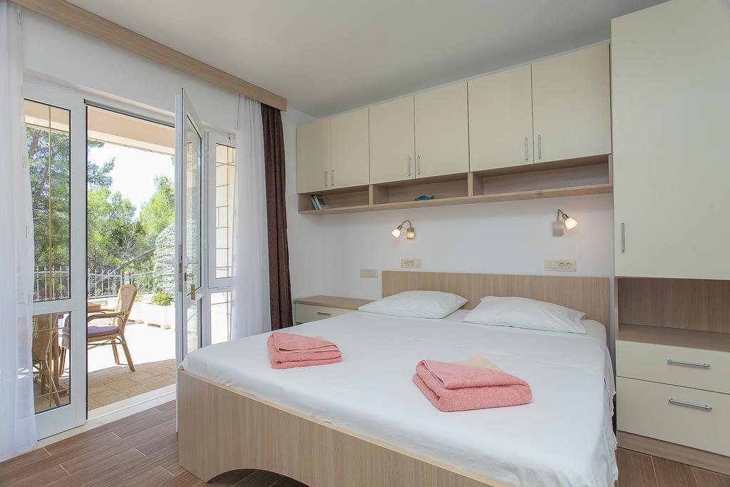 Apartments Villa Maris Lumbarda Rom bilde