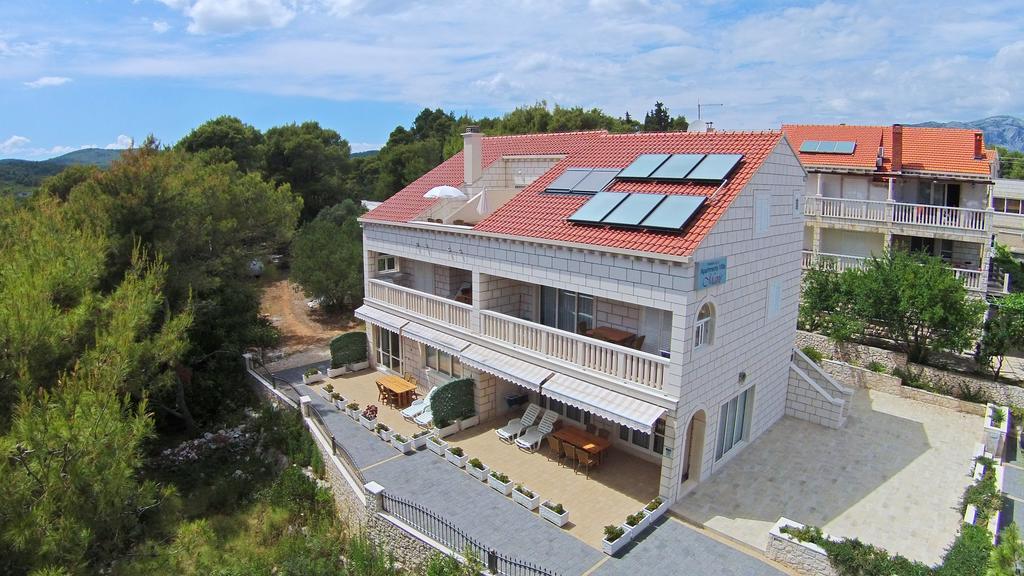 Apartments Villa Maris Lumbarda Eksteriør bilde
